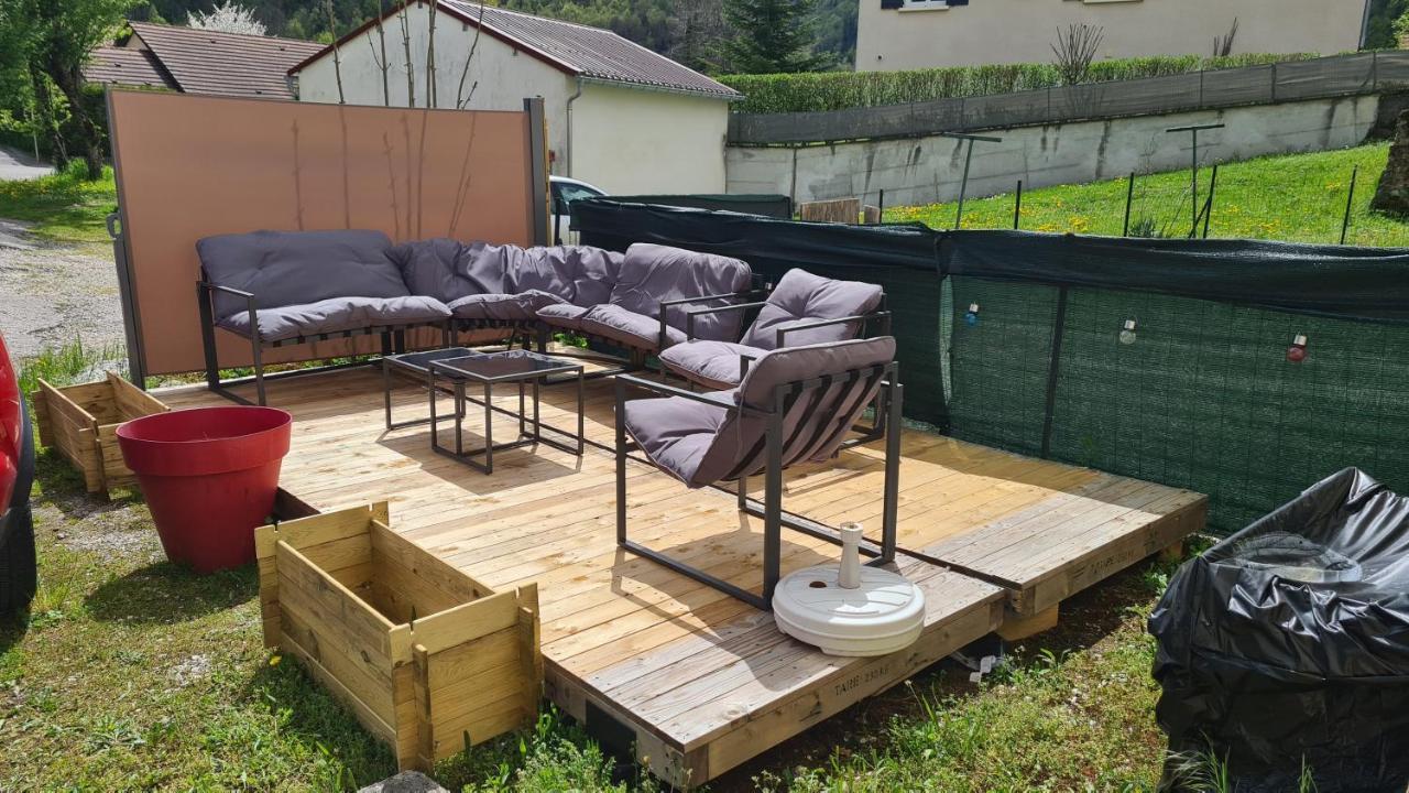Appartement Au Coeur Du Haut-Jura Villard-Saint-Sauveur Eksteriør bilde